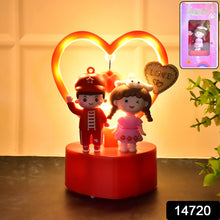 Cute Romantic Couple Love Showpiece With Heart Frame (1 Pc)
