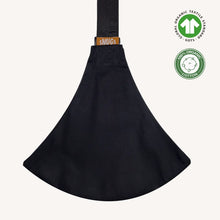 Natural Black Snugs Carrier – Comfort in Classic Style