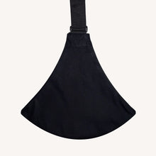 Natural Black Snugs Carrier – Comfort in Classic Style
